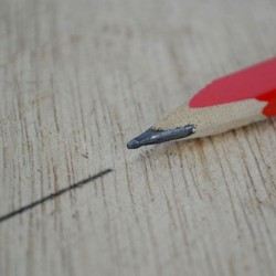 CRAYON CHARPENTIER (X2) ROUGE