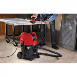 ASPIRATEUR EAU ET POUSSIERE